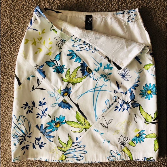 Elements G Chic Skirt Sz 10🌿Patchwork Summer floral casual party - Picture 9 of 9